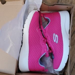 Eye to eye dynamite 2.0 memory foam sneakers